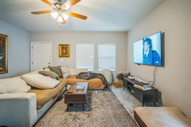 Foto del edificio - 3610 N Tampa St