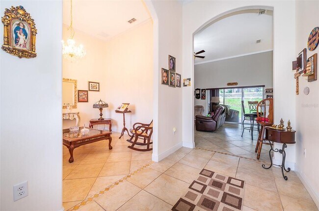 Foto del edificio - 1607 Oak Hollow Rd