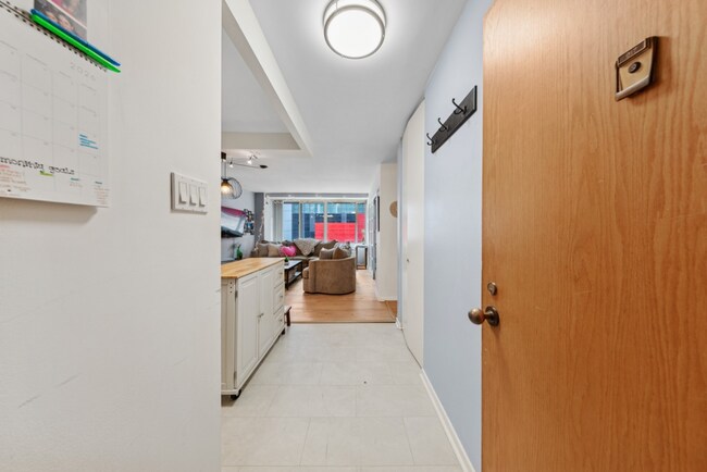 Foto del edificio - Streeterville Lovely 1b1b plus an Office Condo Unit