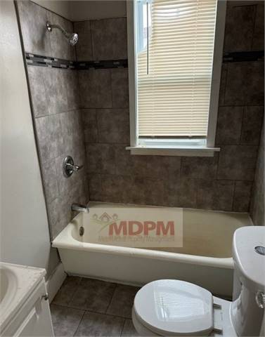 Foto del edificio - 14951 Strathmoor St