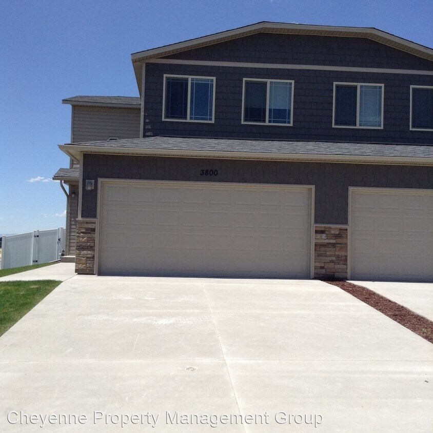 Primary Photo - 4 br, 3.5 bath House - 3800 Firewalker Trail