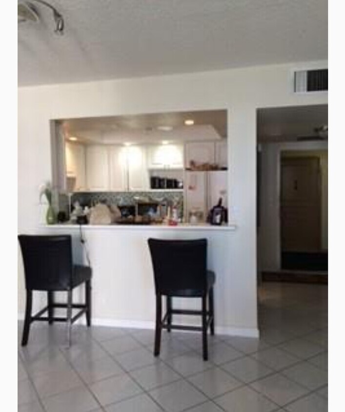 Foto principal - 500 Three Islands Blvd