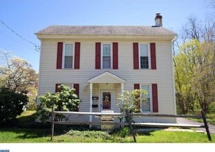 Building Photo - 1177 Main St