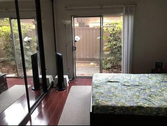 Foto del edificio - 120 Saratoga Ave