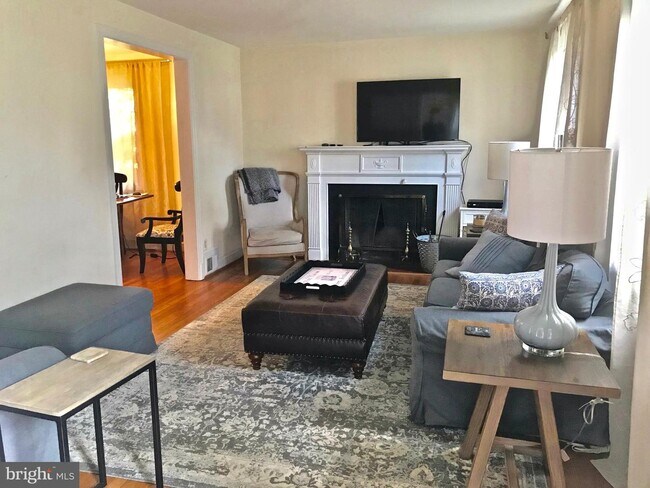Foto del edificio - 5514 Glenwood Rd