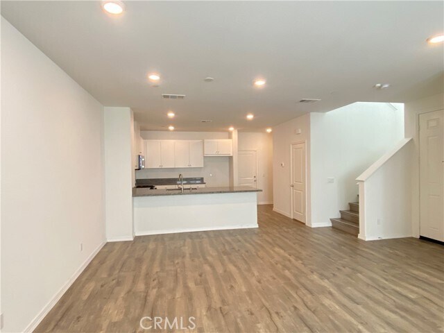 Building Photo - 15964 Lasselle St