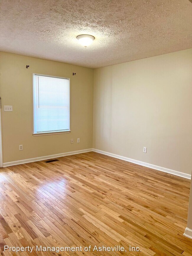 Building Photo - 2 br, 2 bath House - 52 Broadview Dr