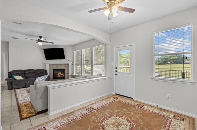 Building Photo - 8414 Seafield Ln