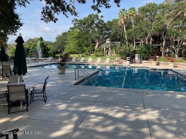 Foto del edificio - 7667 N Wickham Rd