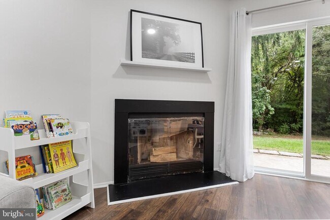 Foto del edificio - 32 Ginger Dr