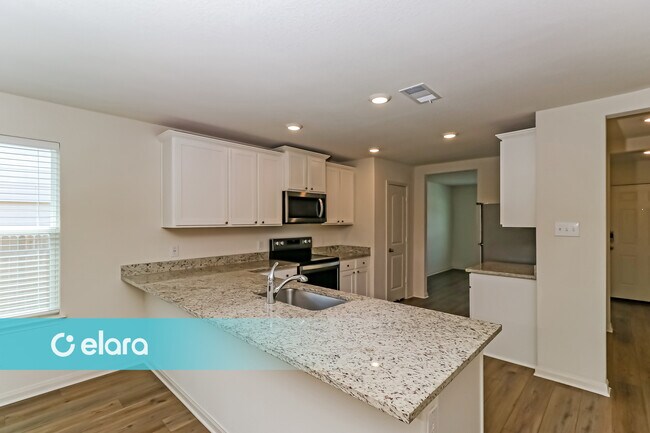 Foto del edificio - 129 Stratton Ln