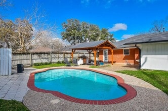 Building Photo - 4125 Lymbar Dr