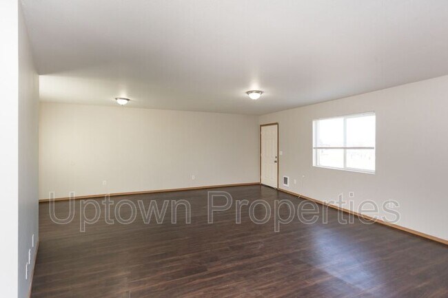 Foto del edificio - 7230 NE 18th Ave