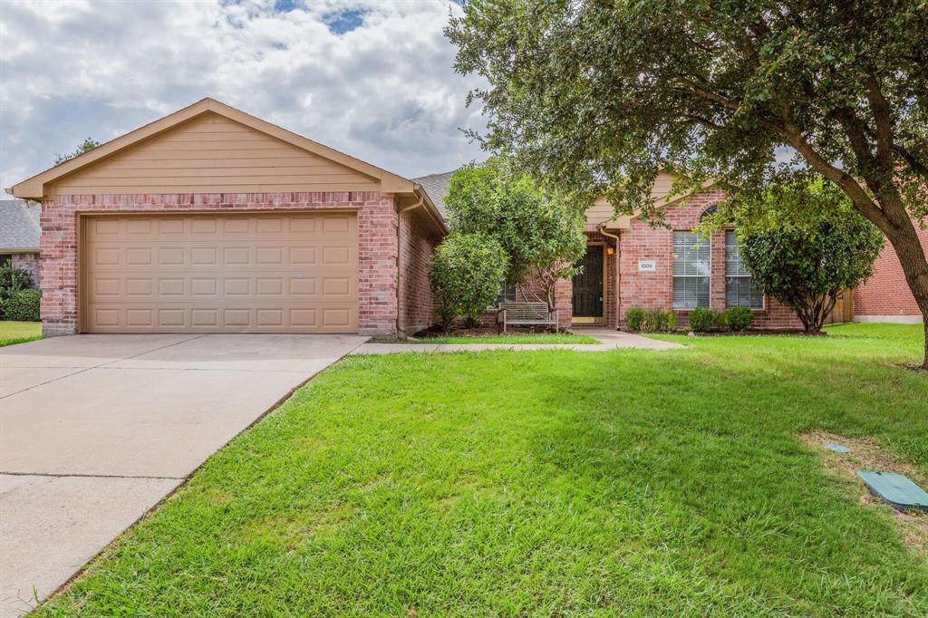 1006 Lake Dallas Dr, Wylie, TX 75098 House for Rent in Wylie, TX