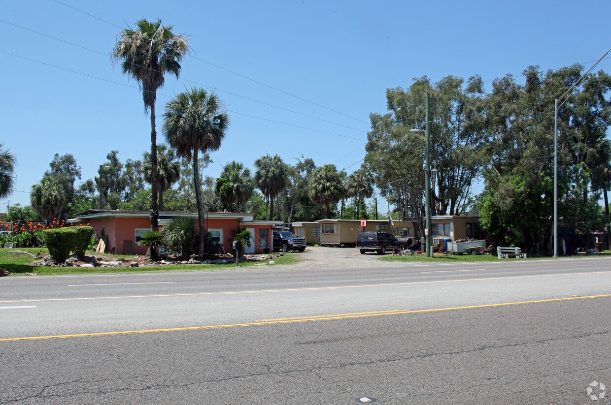 4119 E Causeway Blvd, Tampa, FL 33619 Apartments in Tampa, FL