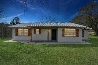 Building Photo - 25409 Pebble Dr