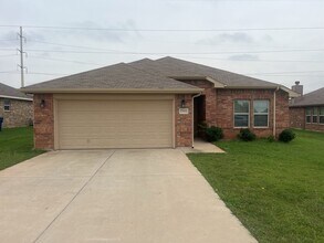 Building Photo - 7308 Mistletoe Trail