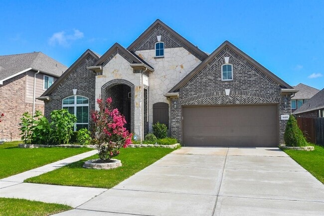 Building Photo - 4418 Sterling Heights Ln