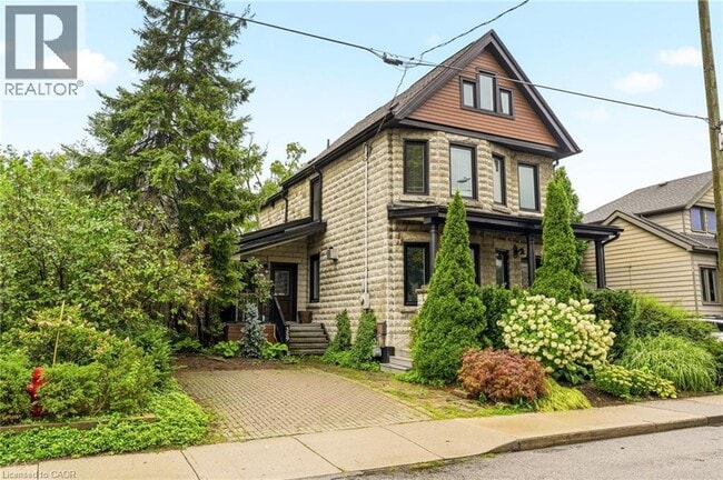 Building Photo - 359 Herkimer St