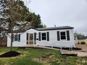 Building Photo - 837 N 78th St