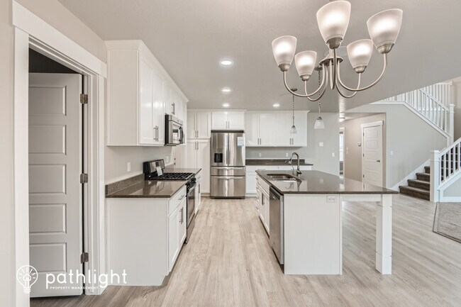 Building Photo - 4461 Breezy Meadow Dr