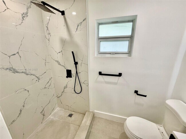 Foto del edificio - 2885 NW 56th St