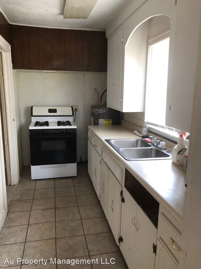 Foto del edificio - 2 br, 1 bath House - 909 N. Grant