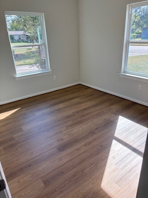 Foto del edificio - 8167 Redfern Dr