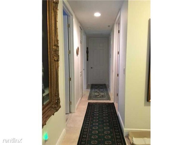 Building Photo - 7440 SW 59th Pl