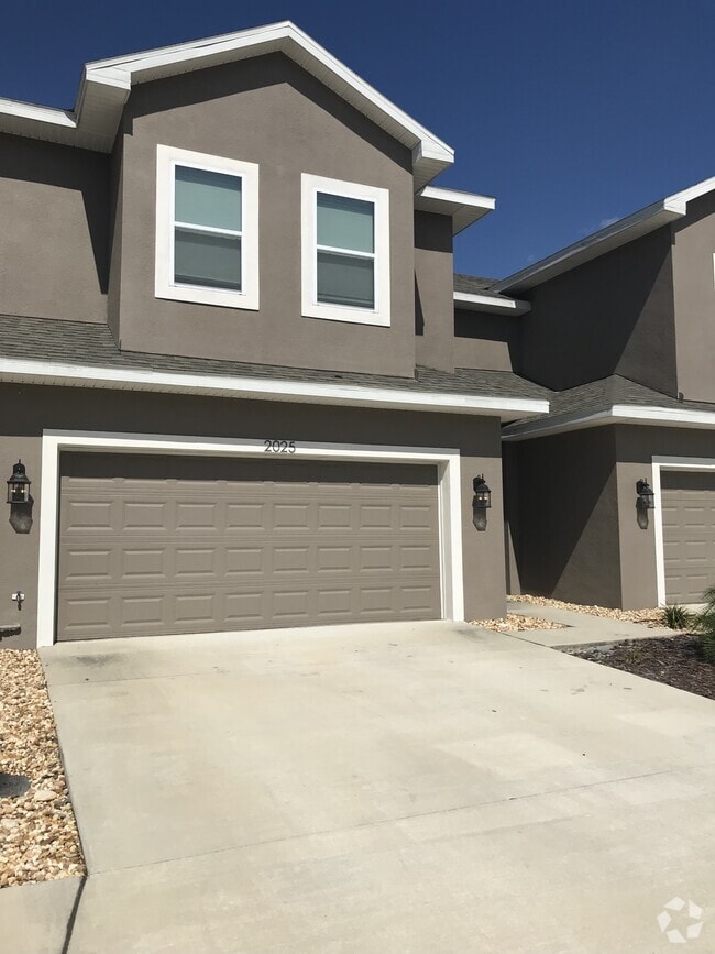 Building Photo - 2029 Lunn Landings Dr