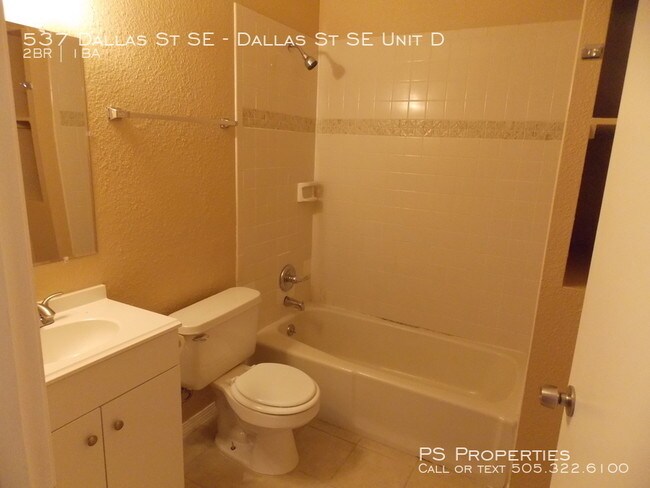 Building Photo - Newly remodeled 2 bedroom no carpet