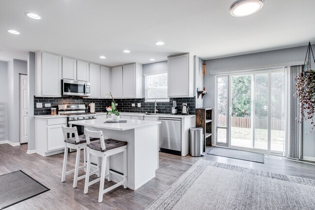 Foto del edificio - 217 Kristen St