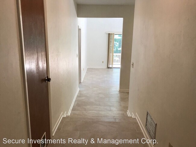 Foto del edificio - 3 br, 2 bath House - 3611 NW 30th Blvd