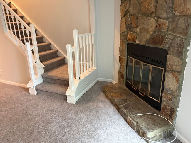 Foto del edificio - Charming Cary Home on Rosebrooks Drive: Comfort & Convenience Await!