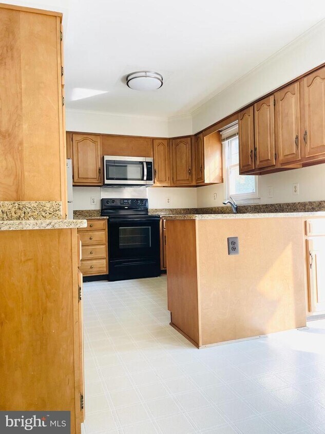 12120 Gatewater Dr, Potomac, MD 20854 Townhome Rentals in Potomac MD