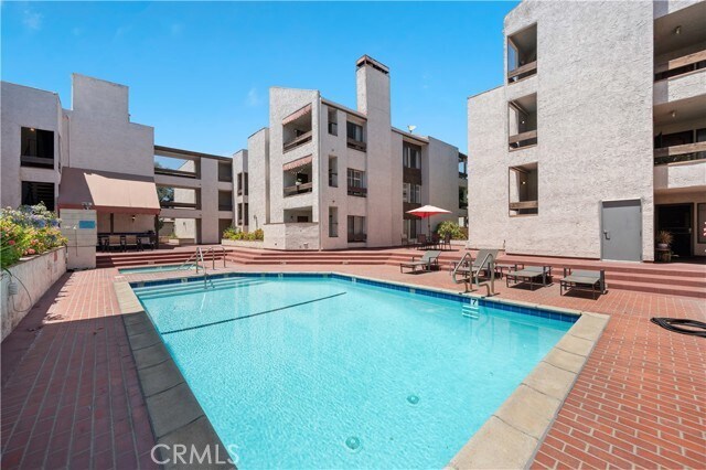 Foto principal - 1325 Valley View Rd