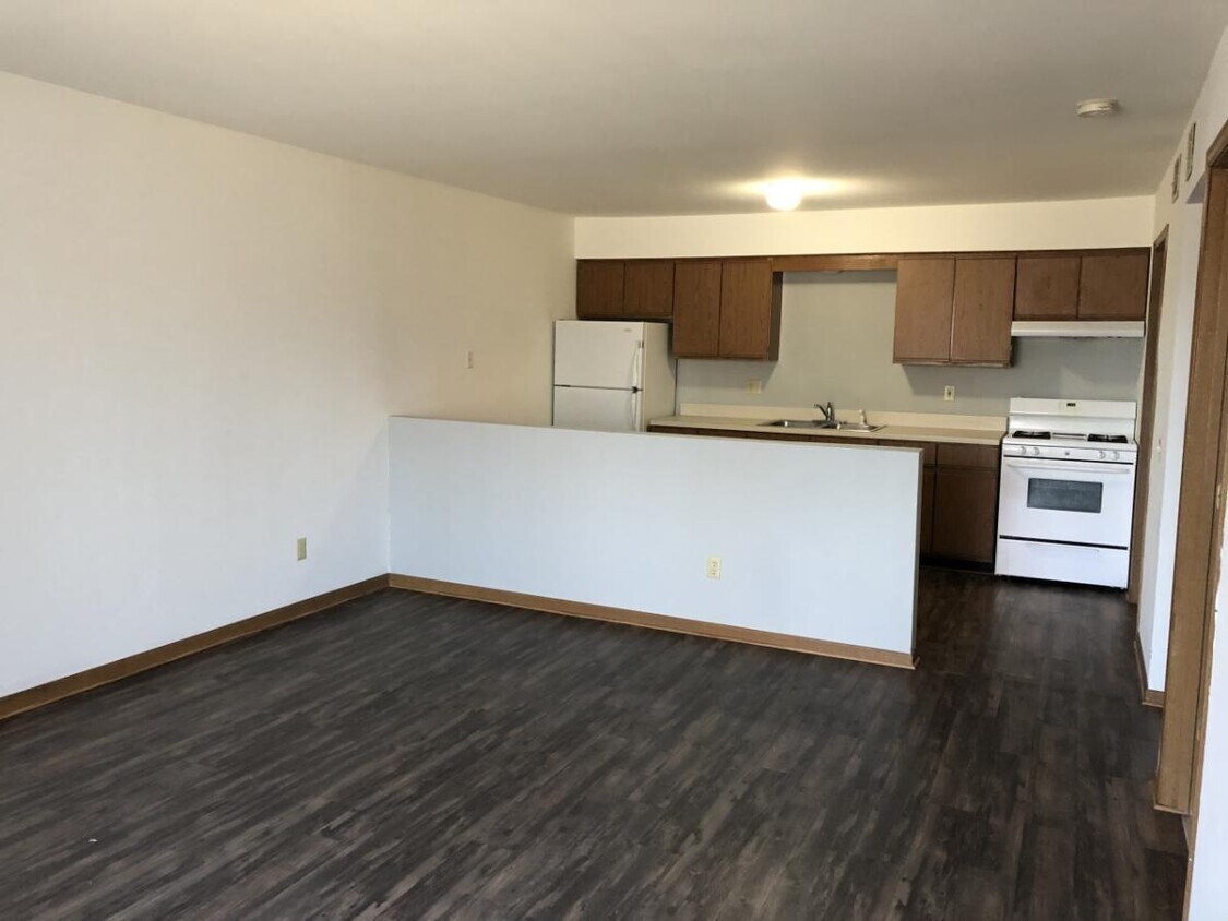 Foto principal - 117 Monroe St