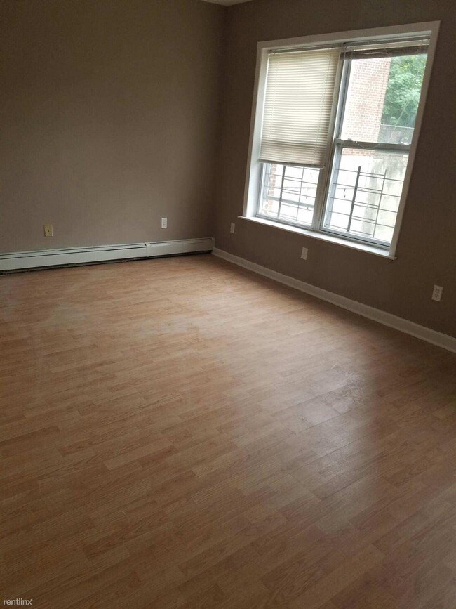 Foto del edificio - 5670 Mosholu Ave