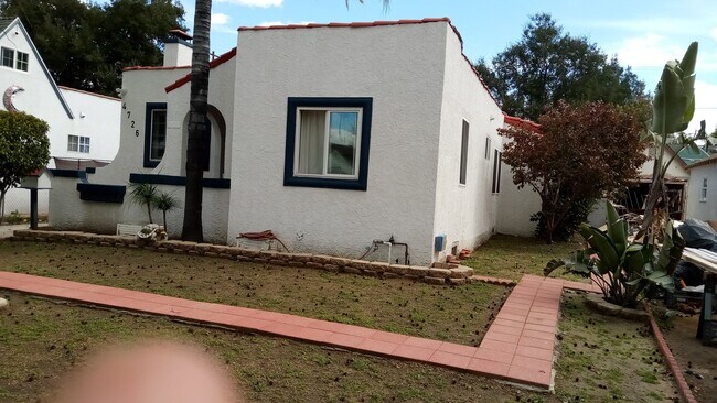 Foto del edificio - 4726 Vincent Ave