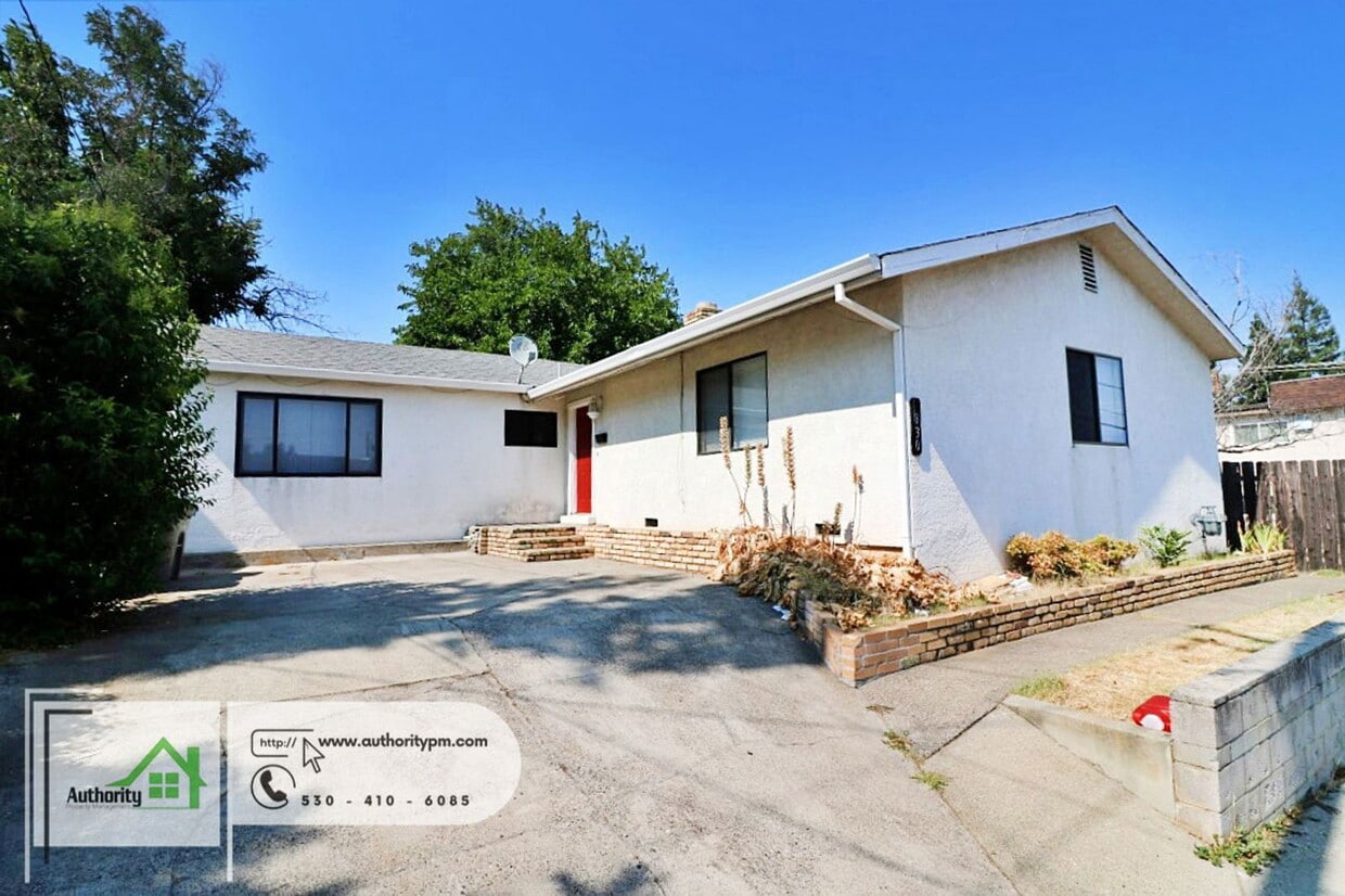 Primary Photo - 1830 Rosaline Ave