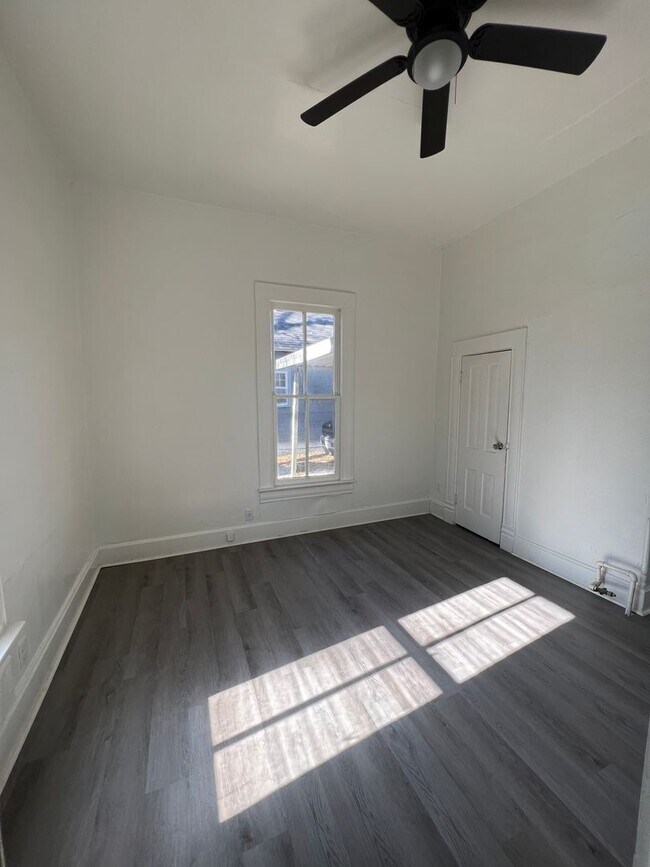 Foto del edificio - Recently remodeled 3 bedroom 1 bathroom home!