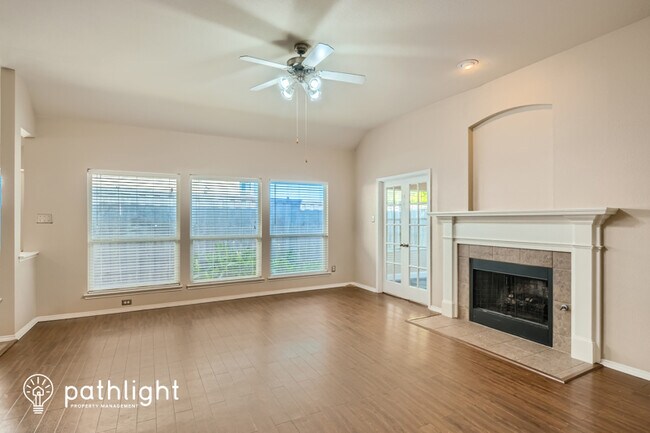 Building Photo - 9909 Old Field Dr