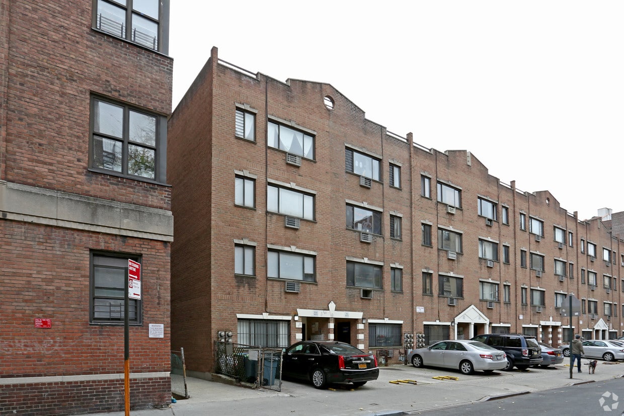 Primary Photo - 75A Cooper St
