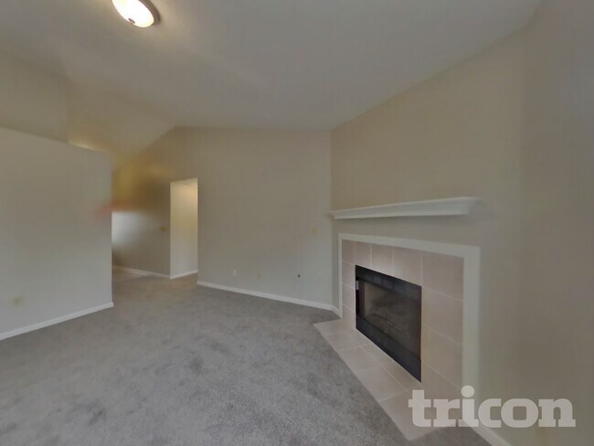 Foto del edificio - 1328 Wilkes Dr