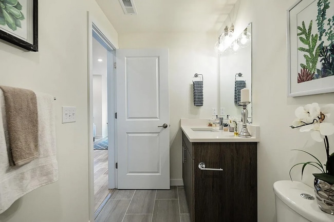 Foto del edificio - 1651 N 5th St