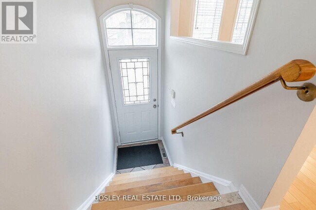 Photo du bâtiment - 15 Bluewater Ct