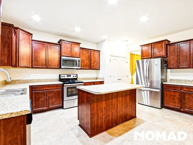 Foto del edificio - 4 Bedroom Single Family Home in Zebulon