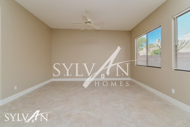 Charming 4BR 2BA Home photo'