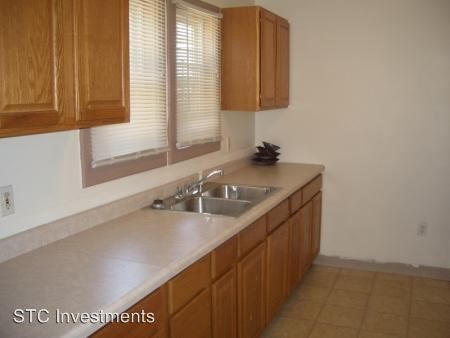 Foto del edificio - 4 br, 2 bath House - 501 W. Adams