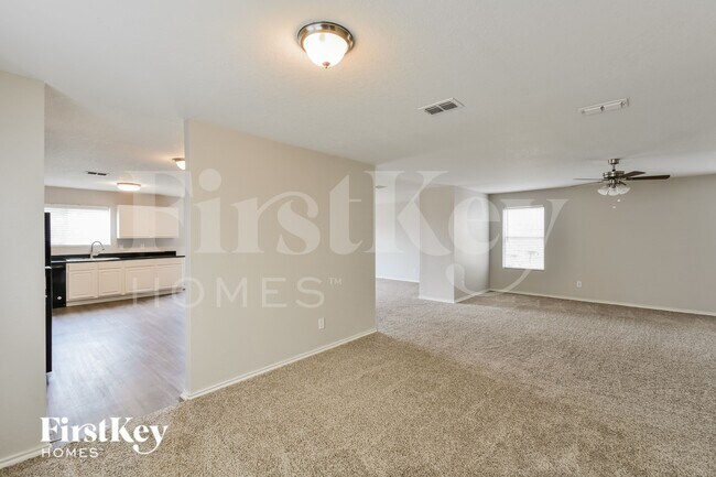 Foto del edificio - 7711 Caballo Canyon